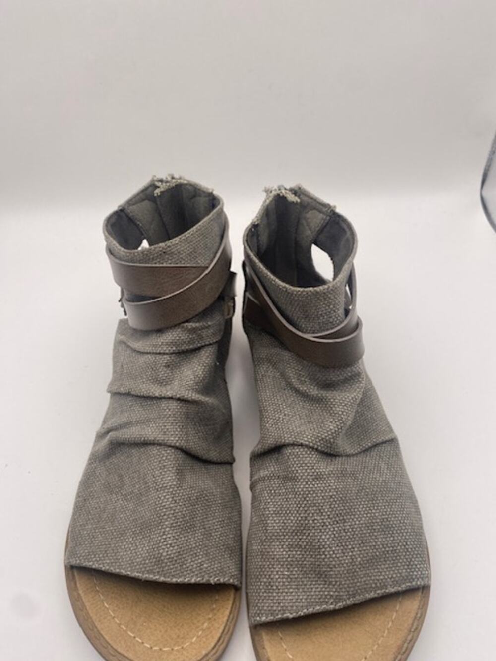 Blowfish Malibu Gray Canvas Gladiator Ankle Wrap Sandals Buckle Zip